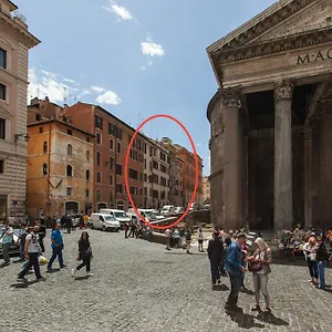a-window-on-pantheon.it-romehotels.com/
